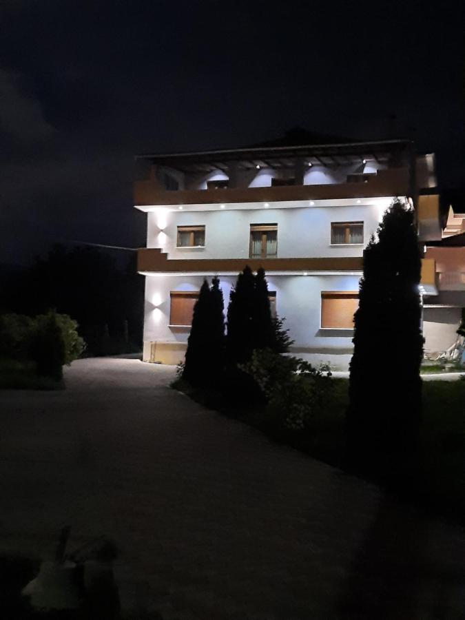 Sun& Relax Home Korce Buitenkant foto