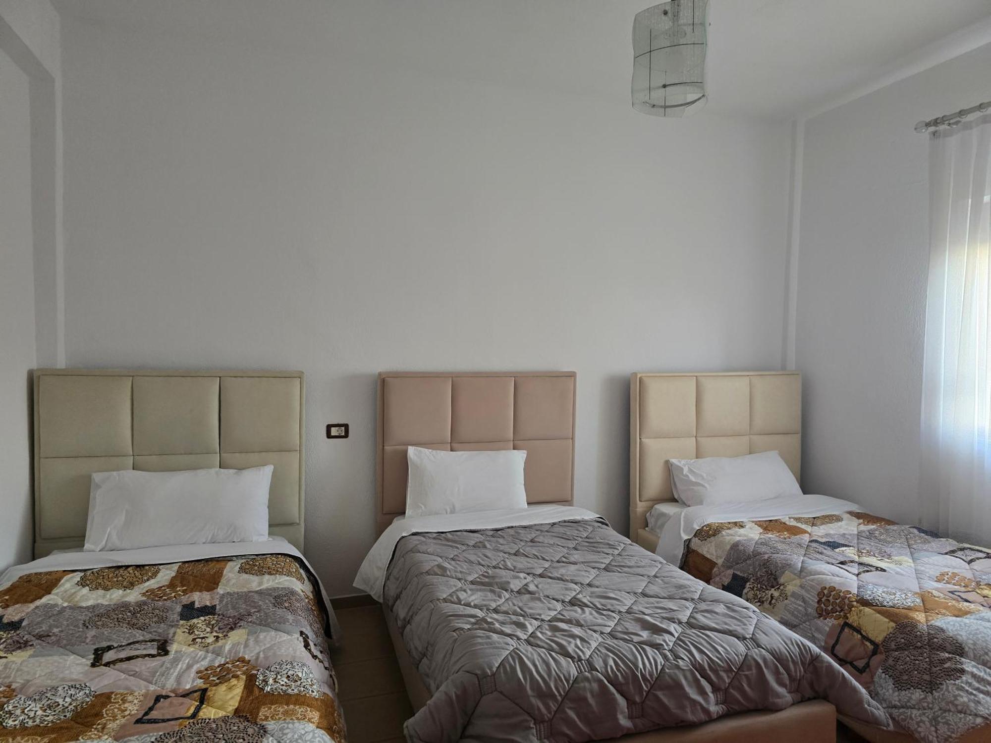 Sun& Relax Home Korce Buitenkant foto